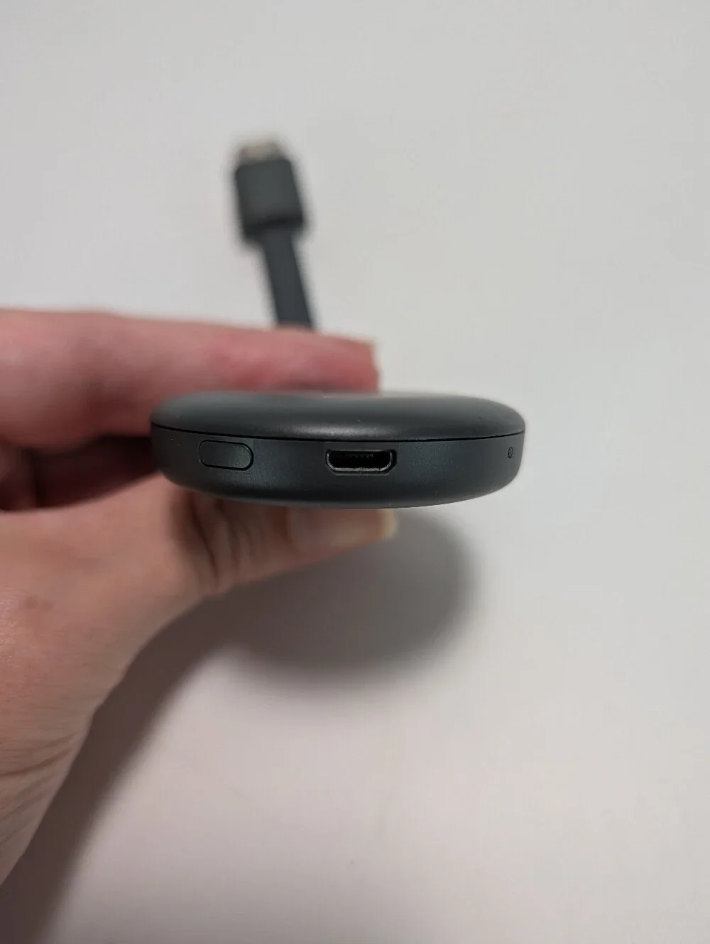 Google Chromecast 3rd Generation NC2-6A5 HDMI Streaming Device & Power Cable